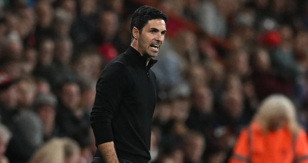 Arteta tức giận vì Arsenal không mua tân binh vào tháng 1