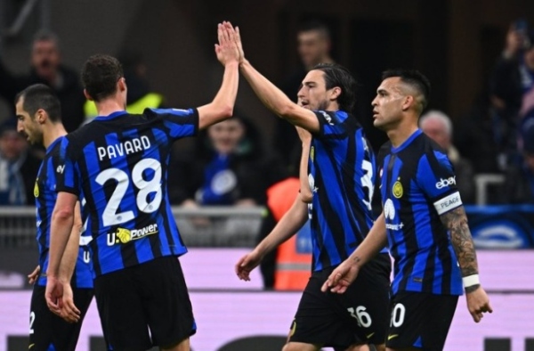 Atalanta vs Inter: HOT Throne Vuong Serie A; Tám câu chuyện là nửa pound