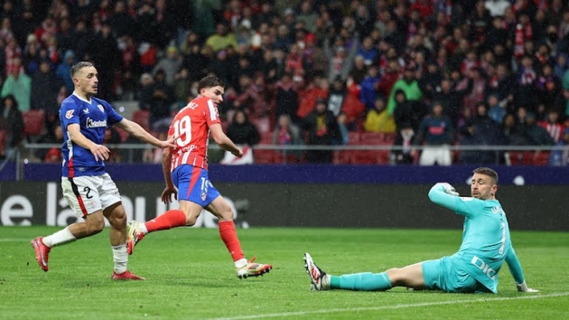 Atletico 1-0 Athletic: Alvarez lập công; Khung gỗ 2 lần cứu nguy