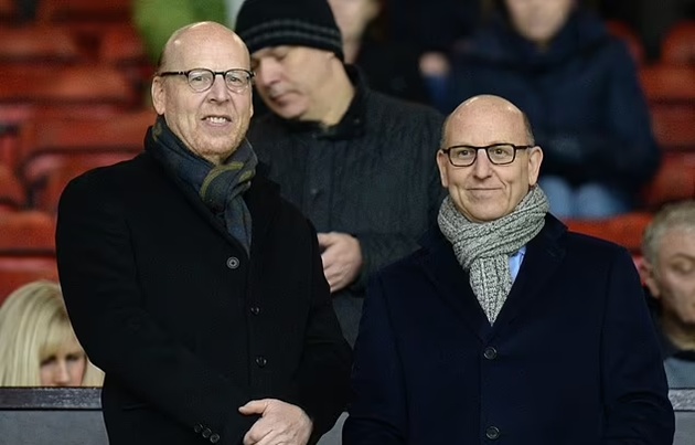 Avram Glazer gây thất vọng cho CĐV Man Utd