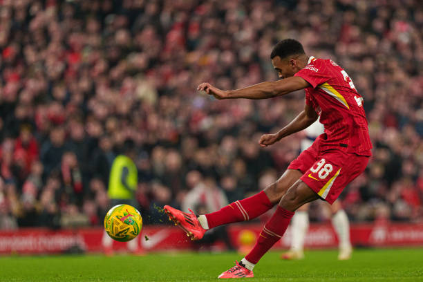 Bản HĐ gây tranh cãi của Liverpool đã trở thành "cỗ máy" hàng đầu Premier League