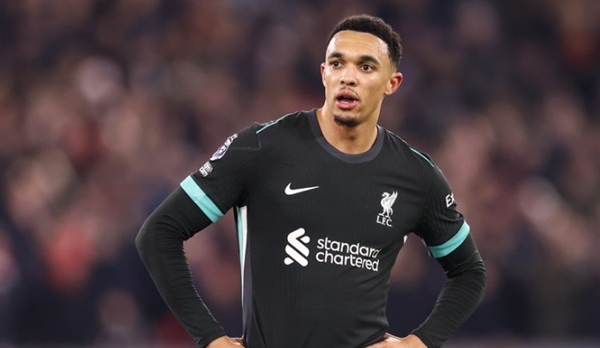 Bản hợp đồng 20 triệu euro đủ sức thay thế Alexander-Arnold ở Liverpool
