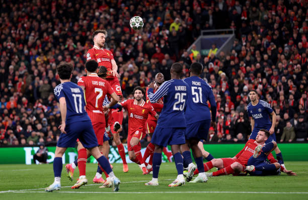 "Báo động đỏ" cho đầu tàu của Liverpool