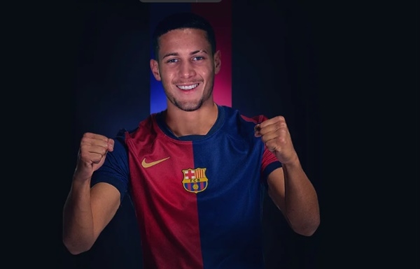 Barca công bố tân binh