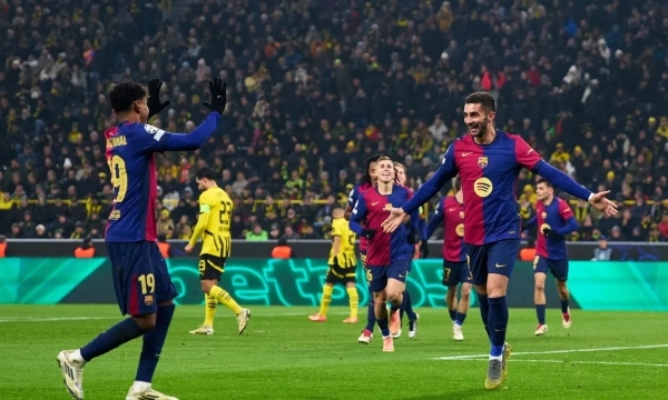 Barca nhấn chìm Dortmund kịch tính trên đất Đức