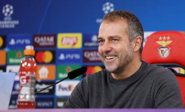 Barca thắng ngoạn mục, Hansi Flick hết lời khen ngợi học trò