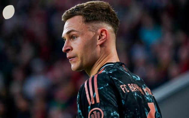 Barca từ chối chiêu mộ Van Dijk và Kimmich