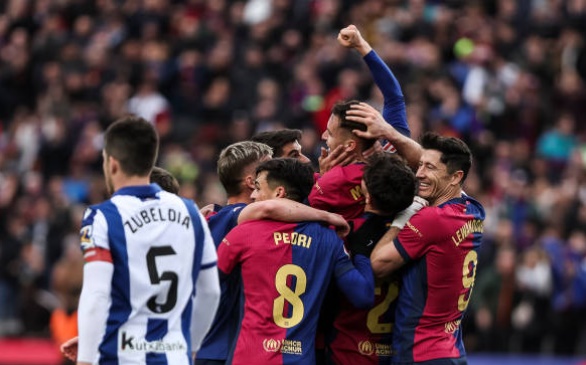 Barcelona 4-0 Sociedad: Bước ngoặt thẻ đỏ; Áp đảo toàn diện