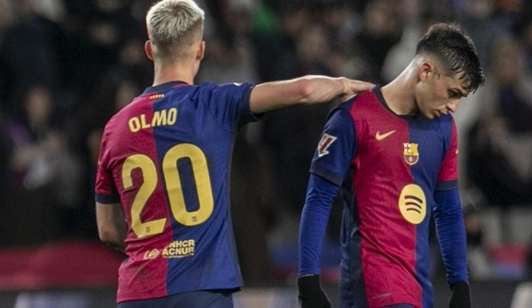 Barcelona: Bay thật cao, té thật đau!