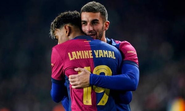 Barcelona hủy diệt Real Betis tại Montjuic