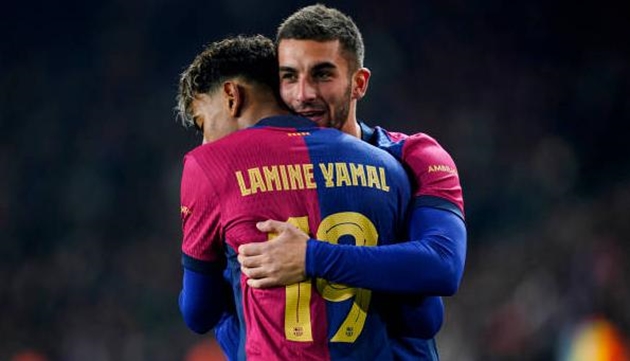 Barcelona hủy diệt Real Betis tại Montjuic