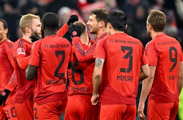 Bayern bay cao trên ngôi đầu nhờ cú đúp của Goretzka