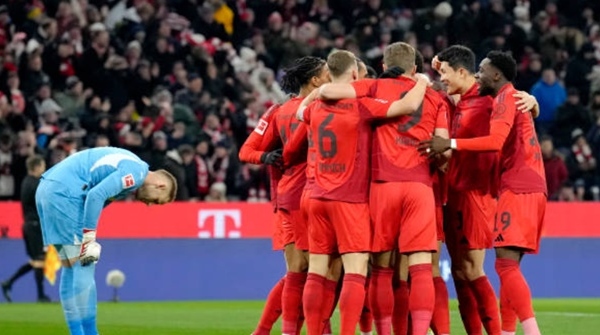 Bayern đã đè bẹp RB Leipzig như thế nào?