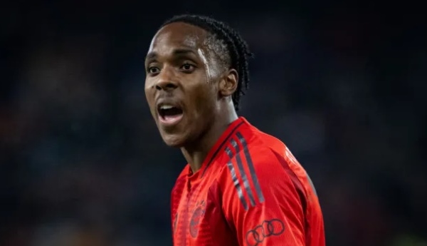 Bayern phản hồi Chelsea vụ Mathys Tel - Christopher Nkunku