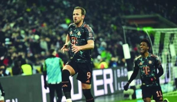 Bayern thắng Gladbach, HLV Kompany vẫn không hài lòng