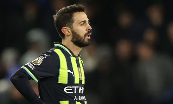 Bernardo Silva thất vọng sau trận hòa Crystal Palace