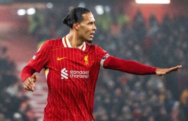 Bị M.U cầm hòa, Van Dijk cay đắng thừa nhận một điều