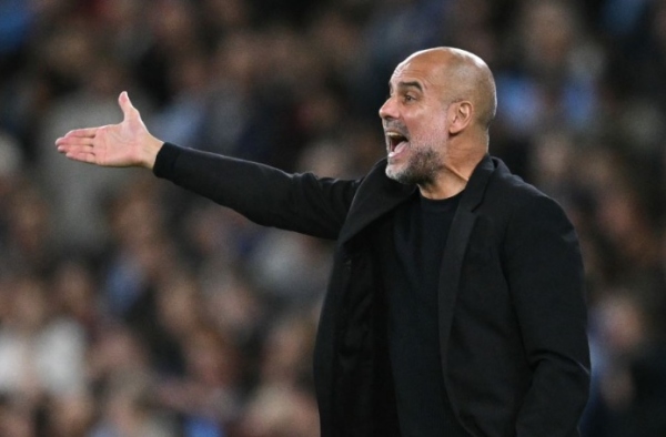 Bị tố đã phá hủy bóng đá, Pep Guardiola phản pháo