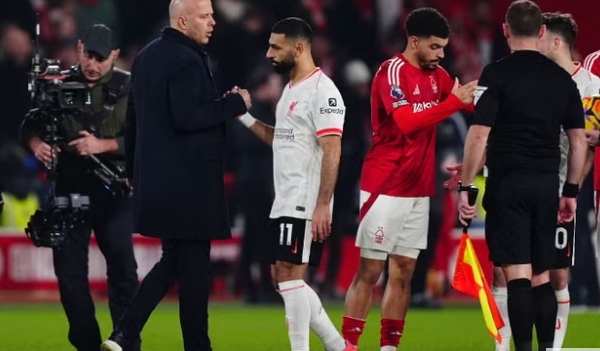 Biến cố của Liverpool mang lại hy vọng cho Arsenal