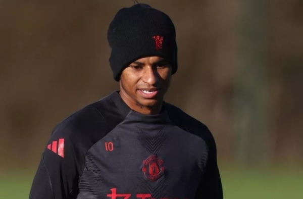 Biến mới: Marcus Rashford rời sân tập M.U giữa chừng