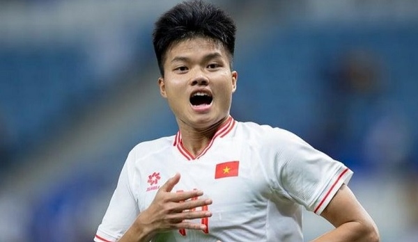 Bình Phước lao đao, nhắm đến Văn Tùng thay Công Phượng