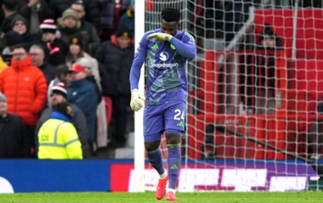 Bốn ngôi sao Man Utd tỏ ra tức giận sau lỗi của Onana trước Brighton