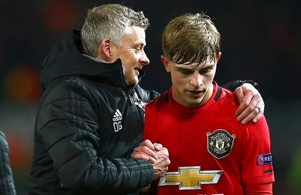 Brandon Williams hối tiếc Solskjaer