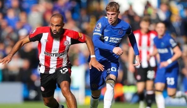 Brentford vs Chelsea: Chính thức kỳ lạ; Nỗi ám ảnh của Michael Oliver