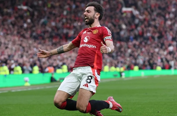 Bruno Fernandes đang "gánh team" Man Utd