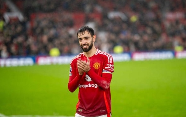 "Bruno Fernandes xuất sắc không kém Salah mùa này"