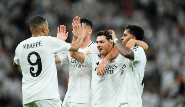 Bùng nổ phút bù giờ, Real đụng độ Barca ở chung kết