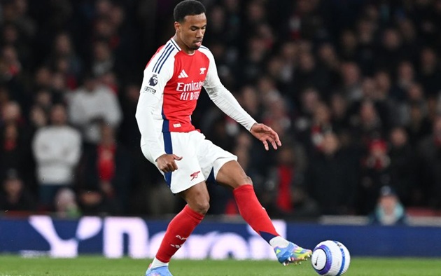 Các chuyên gia chỉ ra rằng các ngôi sao Arsenal là đủ để thay thế Gabriel Magalhaes