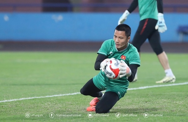 Các thủ môn thi nhau mắc sai lầm tại ASEAN Cup 2024