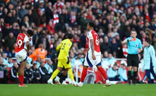 Các yếu tố làm cho Arsenal thở một thời gian ngắn trong Giải vô địch Premier League