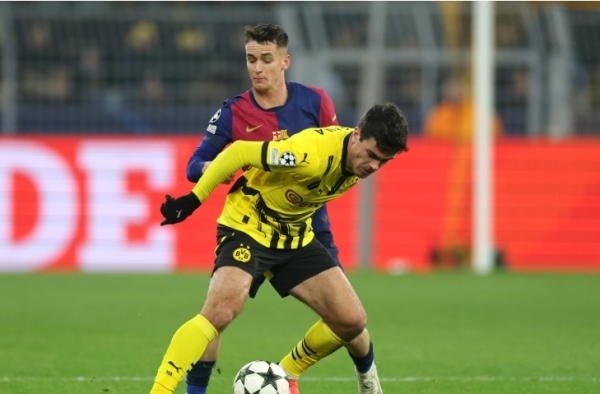 Cách Hansi Flick tìm thấy người kế nhiệm Busquets tại Barcelona