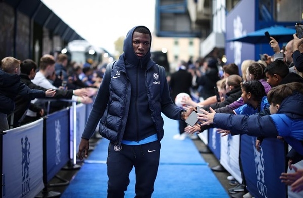Caicedo làm rõ nghi vấn nghỉ trận của Chelsea khi Maresca lo lắng về Palmer