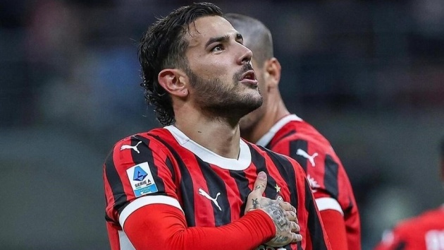Căng thẳng tại Milan: Vì sao HLV Fonseca và Theo Hernandez xung đột?