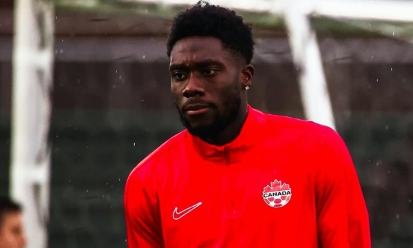 Cập nhật mới nhất về thương vụ Alphonso Davies đến Real