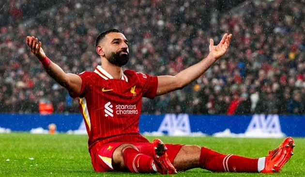 Carragher và cuộc tranh luận nảy lửa về tương lai của Salah