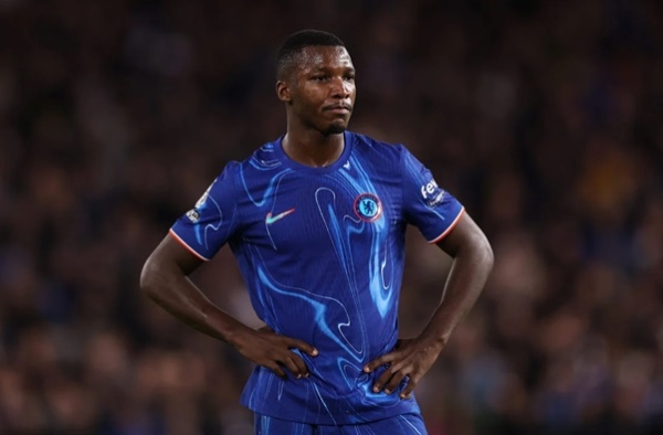 "Cậu ấy còn chơi tốt hơn cả Cole Palmer ở Chelsea"