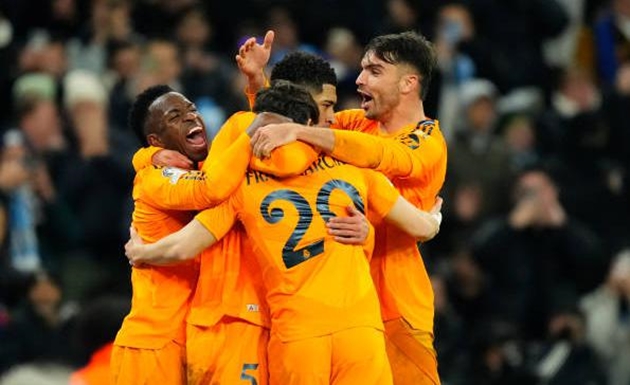 "Cậu ấy sẽ là thủ lĩnh tương lai của Real Madrid"