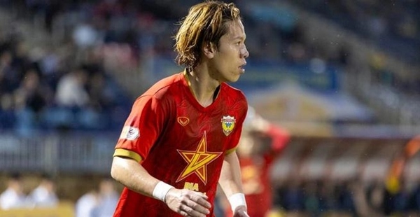 Cầu thủ Việt kiều Nga báo tin vui cho U22 Việt Nam