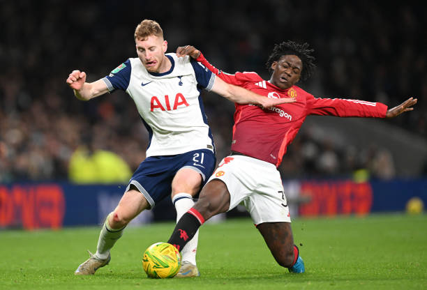 CĐV Man United: "Mainoo là vấn đề lớn của CLB, chơi quá tệ"