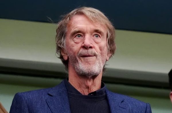 CĐV Man Utd đã hiểu tất tần tật về việc làm của Sir Jim Ratcliffe