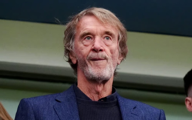 CĐV Man Utd đã hiểu tất tần tật về việc làm của Sir Jim Ratcliffe