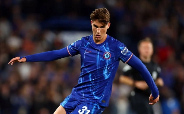 Cesare Casadei trên đường rời Chelsea