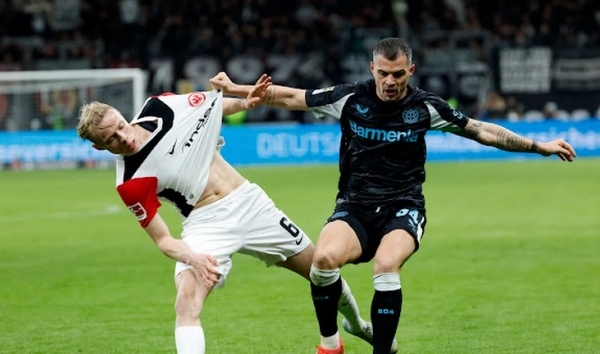 Chấm điểm Frankfurt 1-4 Leverkusen: Aleix Garcia tỏa sáng; Sức mạnh nhà đương kim vô địch