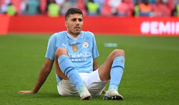 "Chấn thương của Rodri không phải lý do dẫn tới mùa giải tồi tệ của Man City"
