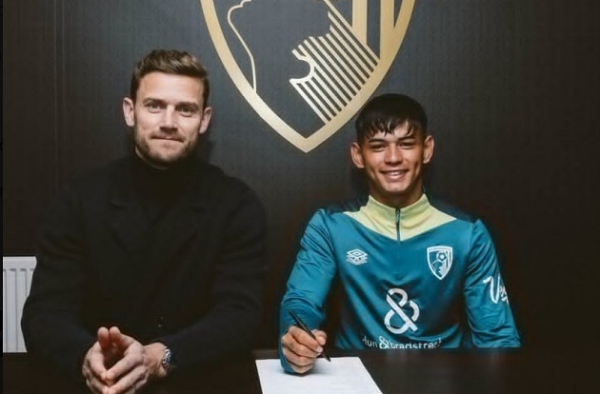CHÍNH THỨC! Bournemouth chiêu mộ tuyển thủ Argentina - Julio Soler