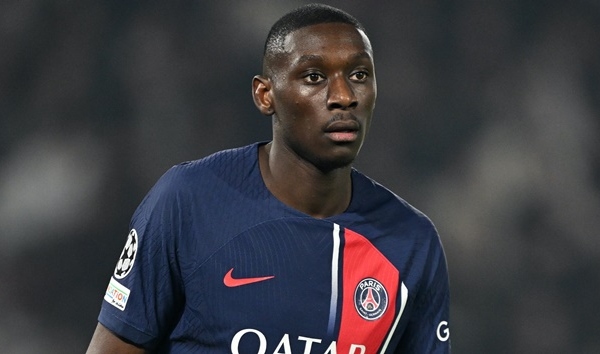 Chelsea đua Arsenal, Tottenham vì sao thất sủng của PSG